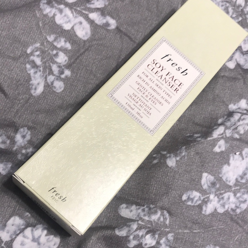 Fresh soy face cleanser